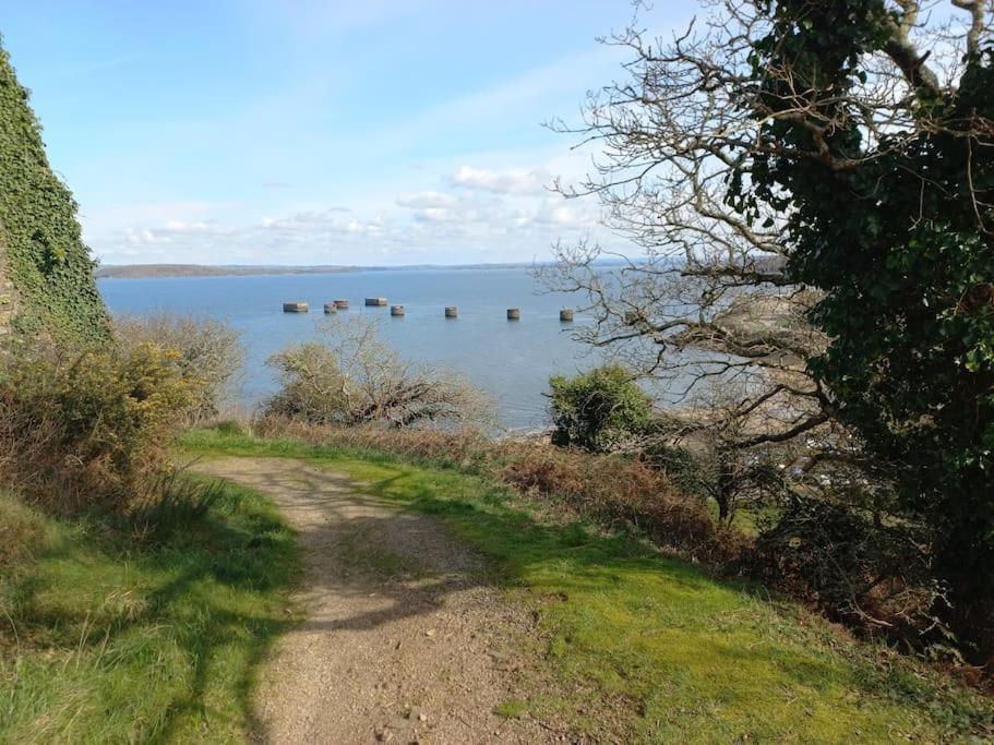 Presqu'Ile De Crozon - Proche Voie Verte Et Plage Lanvéoc Exteriör bild